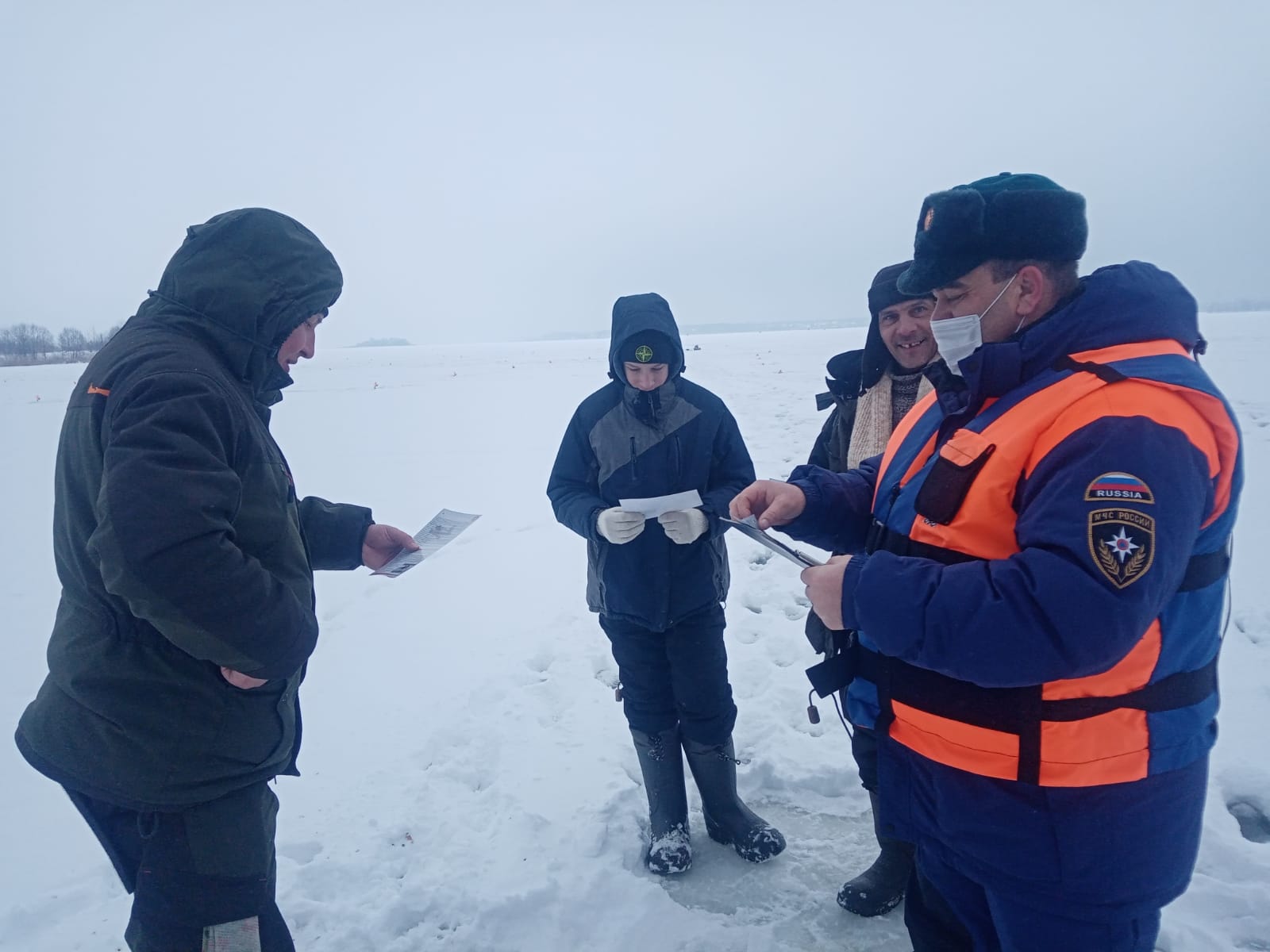 Меры безопасности на водных объектах в зимний период.